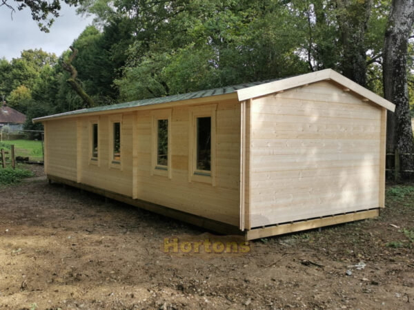 Stroud 4x12 log cabin